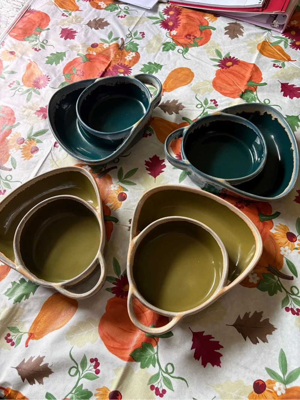Heart-Shaped Ceramic Serving Bowls — Set of 4 in Teal and Olive